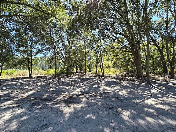 5th image of SW 150th St