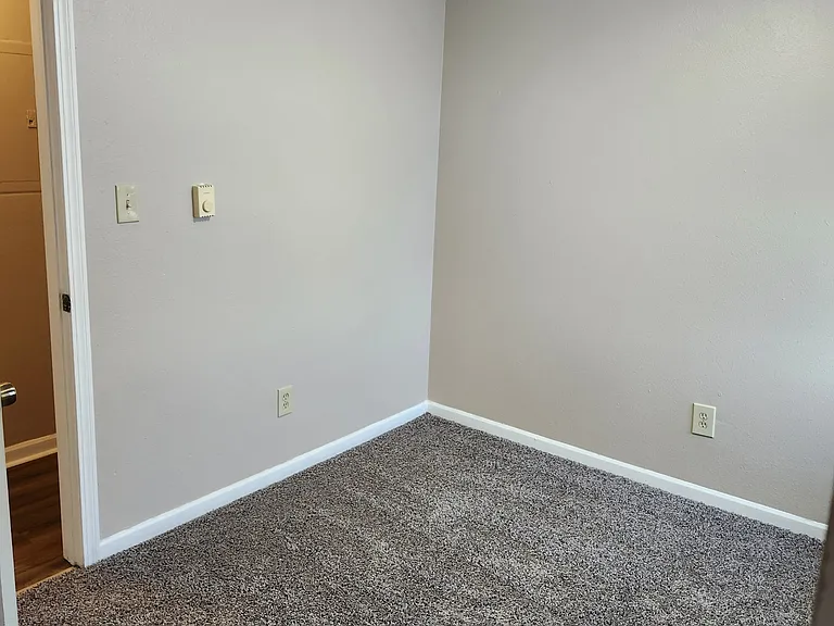 2104 Lincoln Ave — Photo 15