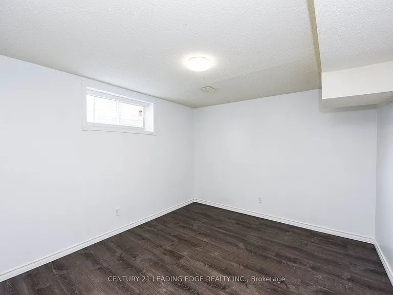 388 Leacock Dr — Photo 22