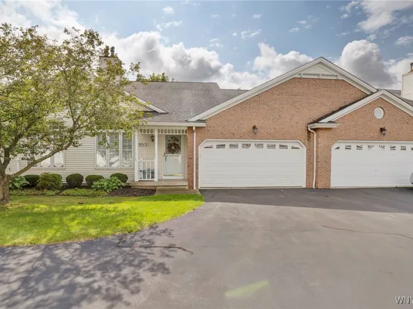 9513 Village Mill Ln, Clarence Center, NY 14032