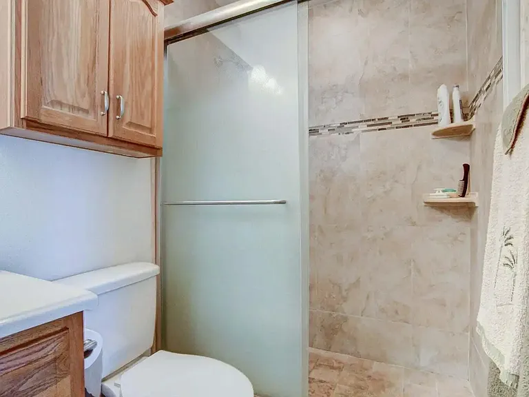 43 Waterford Cir #B — Photo 26