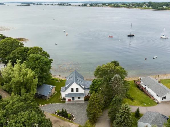 105 West Shore Drive, Harpswell, ME 04003