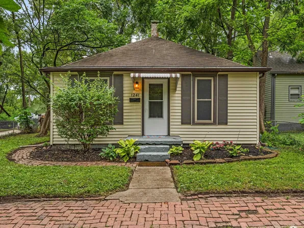 1241 Pennsylvania St, Lawrence, KS 66044