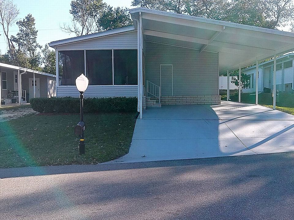 1st image of 302 Kingslake Dr #2