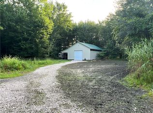 7153 New London Rd, Ashtabula, OH 44004