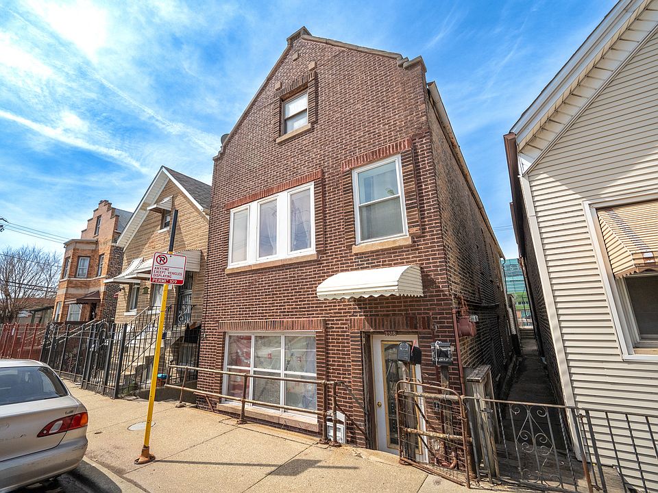 1st image of 2518 S Claremont Ave