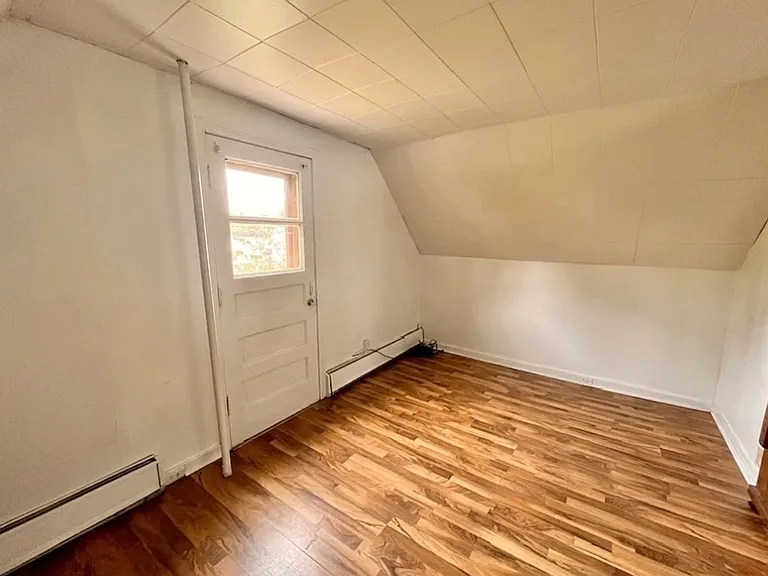 1811 Weston Ave #3 — Photo 9