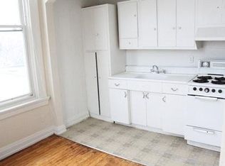 2722 Vine St APT 9, Cincinnati, OH 45219