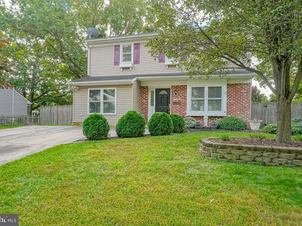 1109 S Beecham Rd, Williamstown, NJ 08094