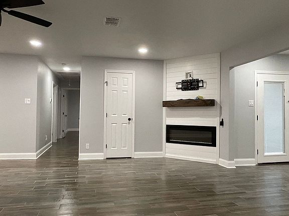 4th image of 302 Dunaway Dr