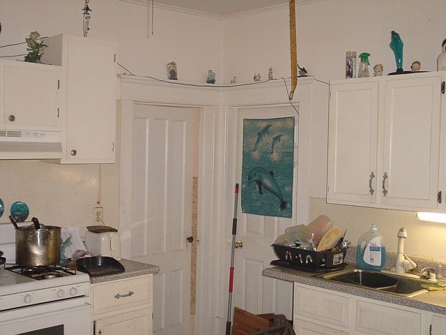 2nd image of 45 Maple Ave #1