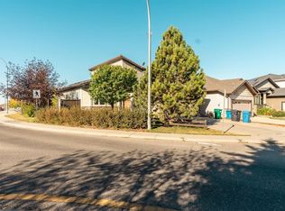 609 NE Sunridge Cres W, Lethbridge, AB T1J0T3