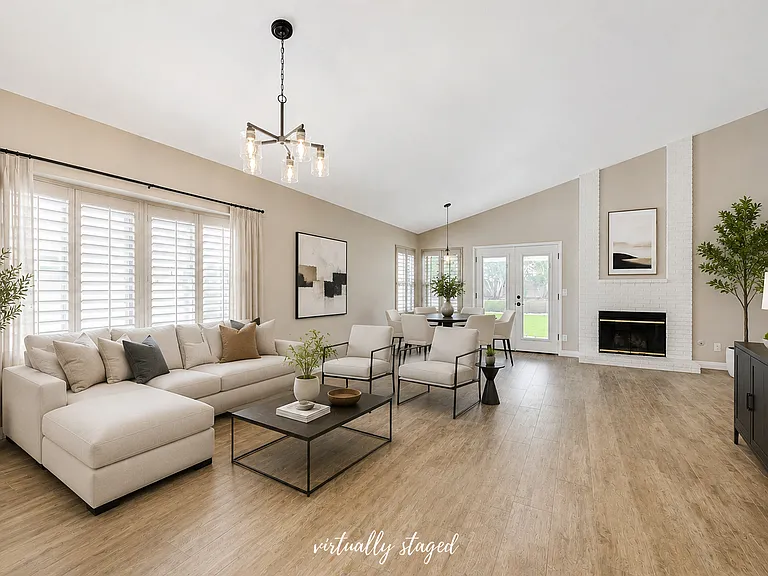 272 Comfort Dr — Photo 5