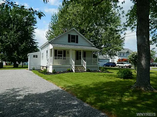 802 Borden Rd, Cheektowaga, NY 14227