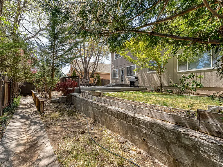 6168 Greenbrook Dr — Photo 35