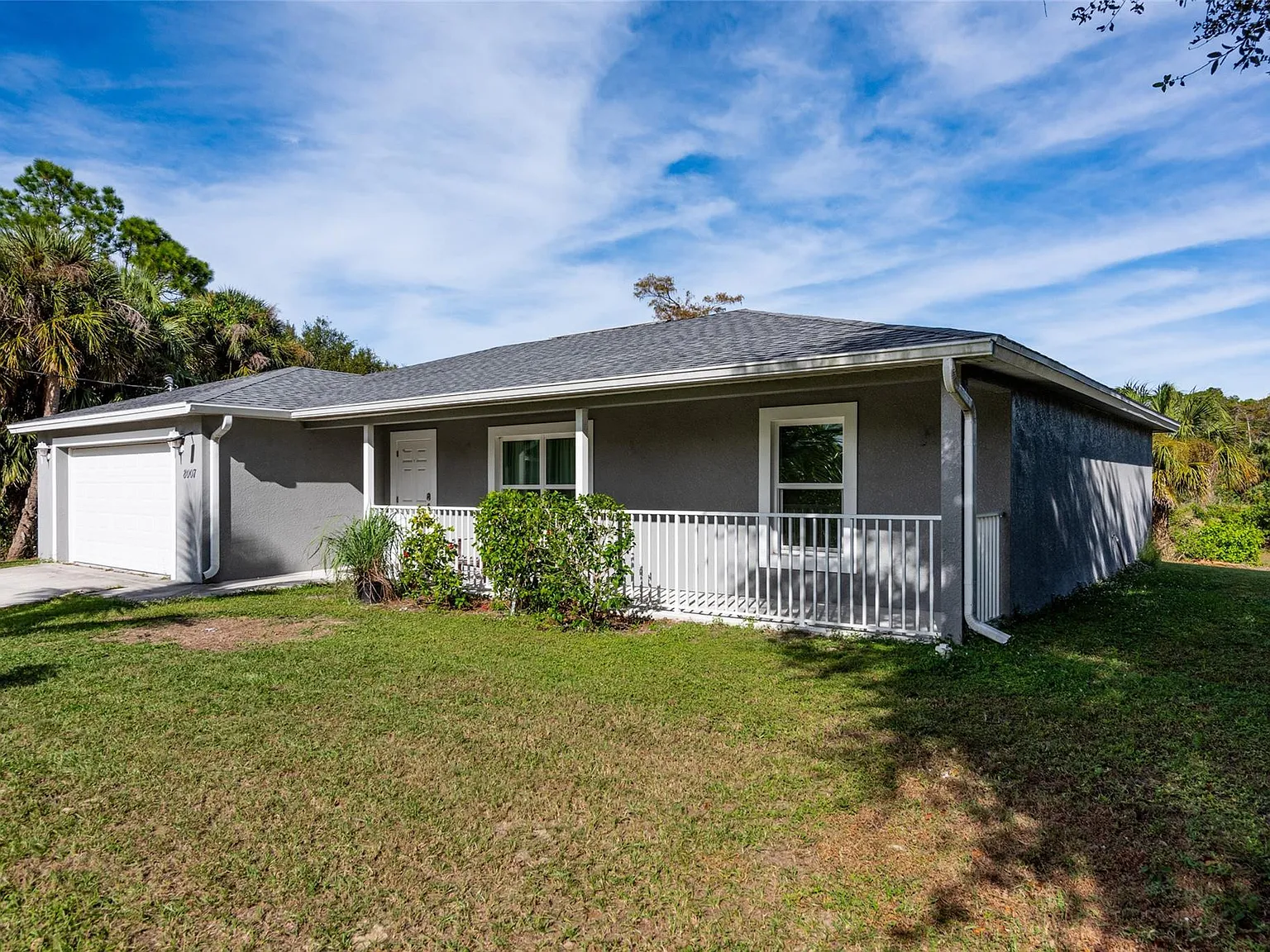 3 bed, 2.0 bath, 1494 sqft, $2,300 — Photo 1