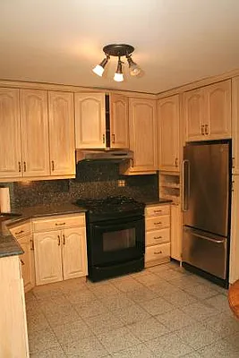 Rented by BuySell Real Estate Inc | media 30