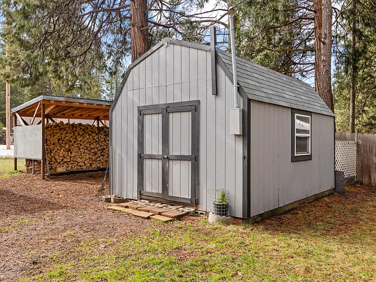 18010 Ponderosa Ln — Photo 32