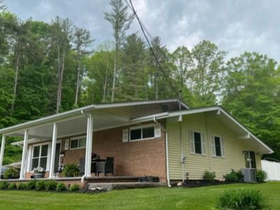 957 Burr Oak Blvd, Nelsonville, OH, 45764