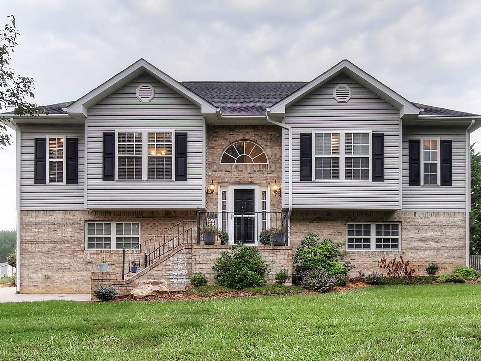 136 Old Mill Ct, Kingsport, TN 37664 Zillow