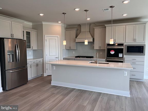 3rd image of 29063 Frenchman Bay Dr