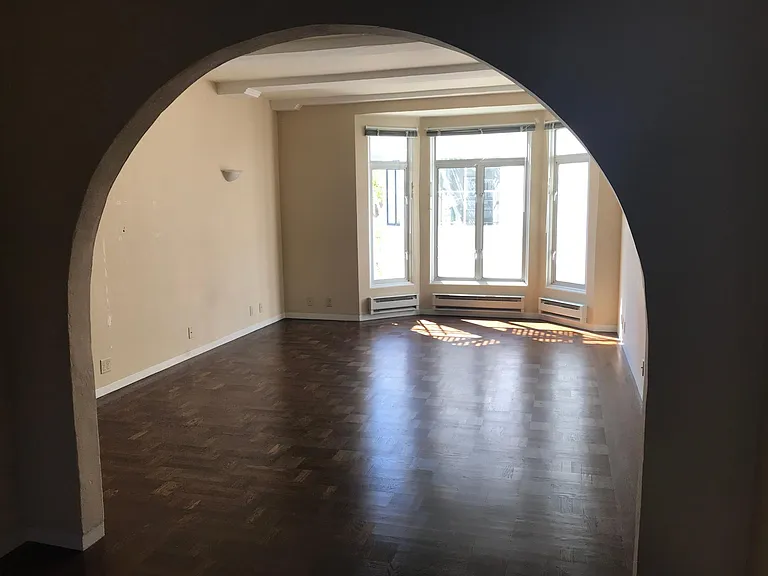 3745 Divisadero St #4 — Photo 4