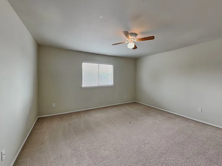 508 Lead Creek Dr — Photo 11