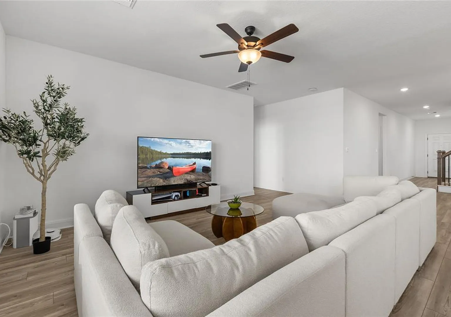 12120 Paseo De Los Lagos Ln — Photo 3