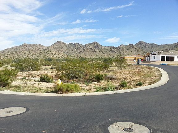 2nd image of 34009 N Paseo Grande Dr