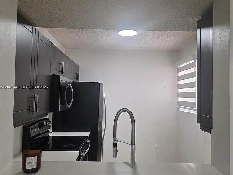 15711 SW 137th Ave #101 — Photo 2