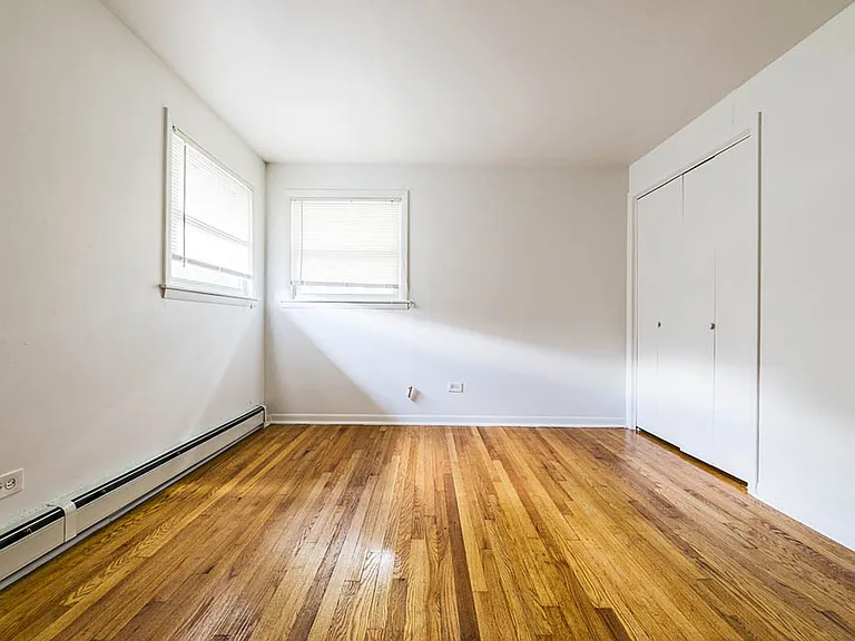 14015 S Tracy — Photo 3