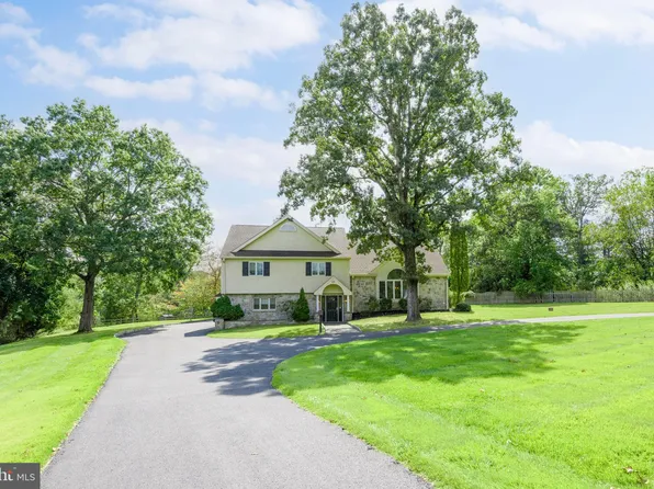 23 Street Rd, Newtown Square, PA 19073