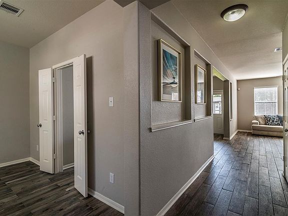 4th image of 4703 High Creek Ct