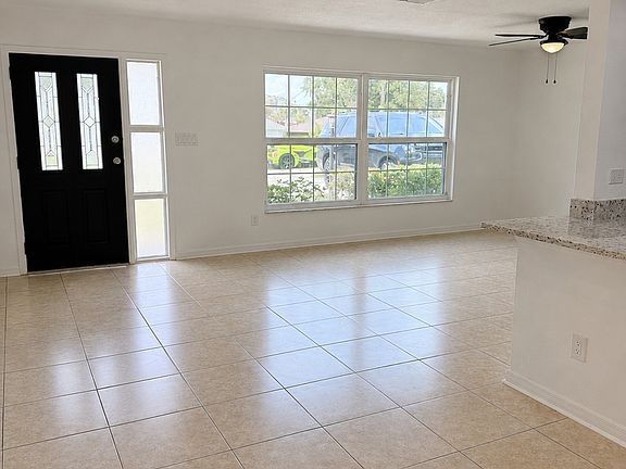4th image of 845 N Fairbanks Dr #A