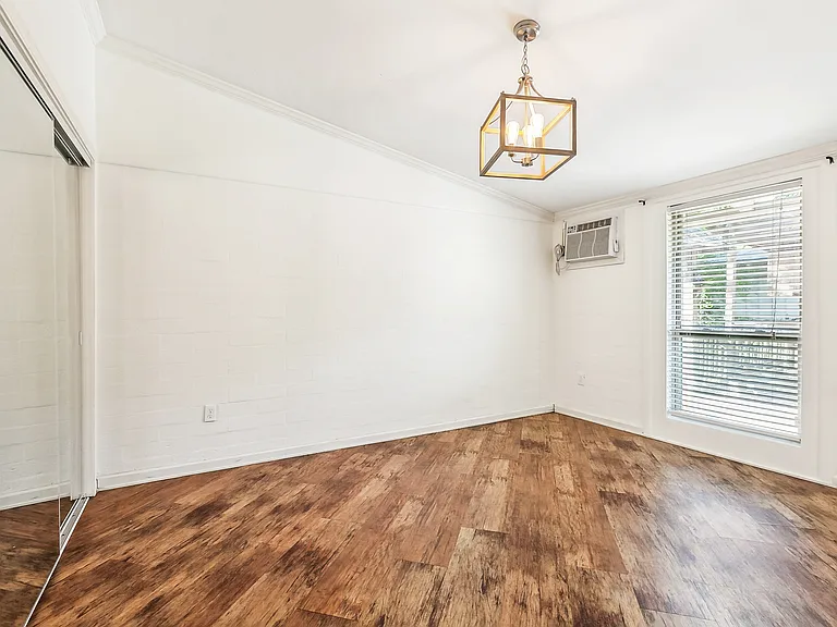 11567 Biscayne Dr — Photo 6