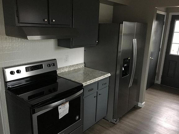 3rd image of 116 Hager Ave