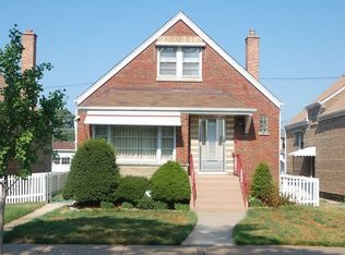 8030 S Troy St, Chicago, IL 60652