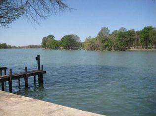 232 Lake Ridge Dr, Seguin, TX 78155