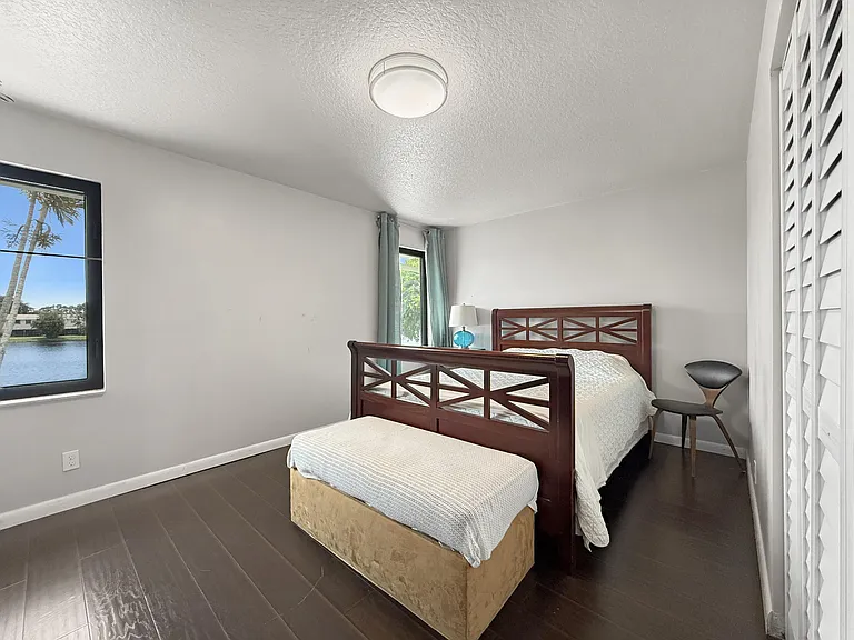5246 Jog Ln — Photo 10