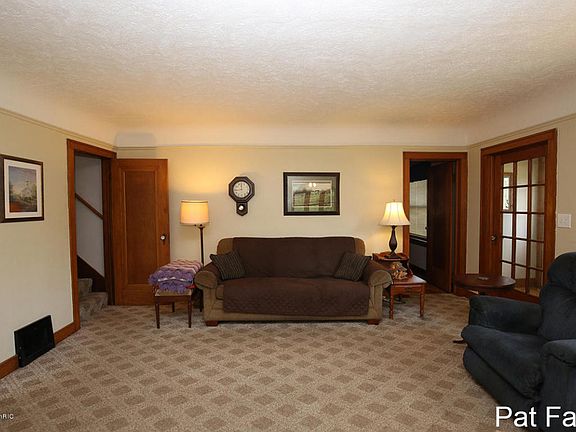 5th image of 6994 Lake Michigan Dr