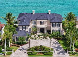 667 Mourning Dove Dr, Sarasota, FL 34236