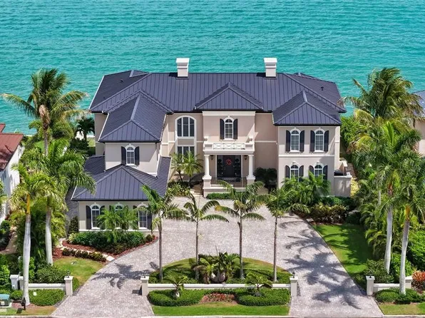 667 Mourning Dove Dr, Sarasota, FL 34236