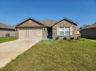 31 Avant Garde Dr, Little Rock, AR 72204
