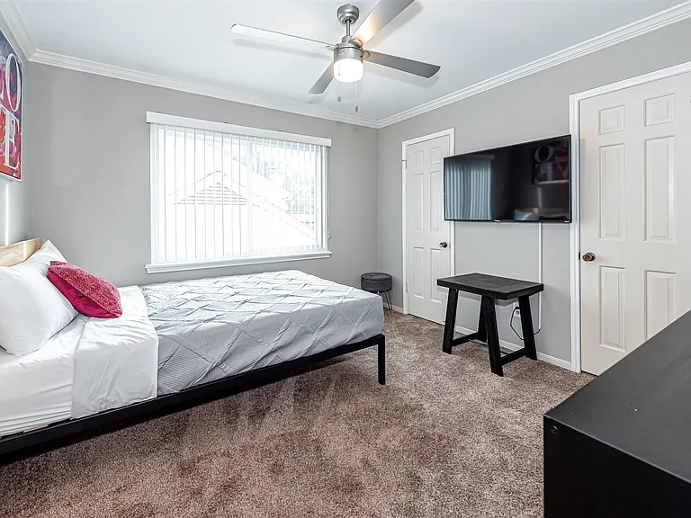 1807 Saddlecreek Dr — Photo 16