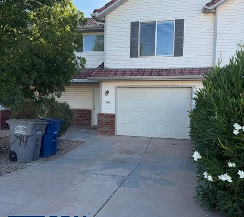 794 N 195 W