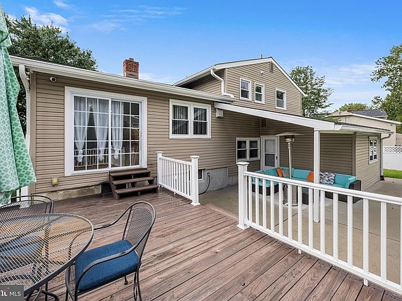 3rd image of 317 Cambridge Rd