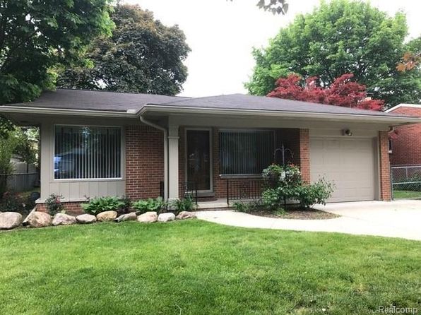 4139 Yorba Linda Blvd