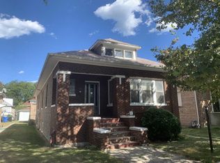 8353 S Phillips Ave, Chicago, IL 60617