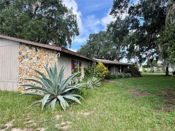 707 Pink Apartment Rd, Davenport, FL 33837