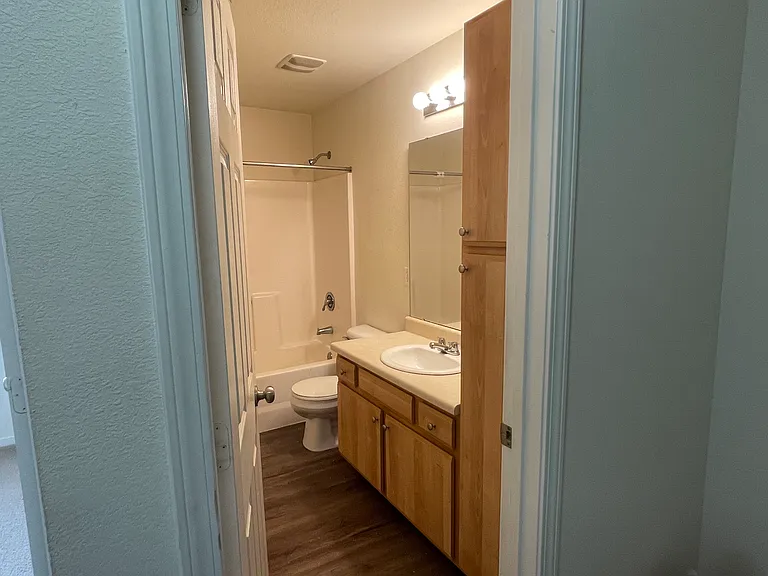 835 Woodside Creek Dr #835 — Photo 9